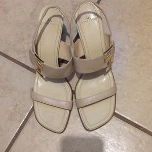 Tan Anne Klein heels